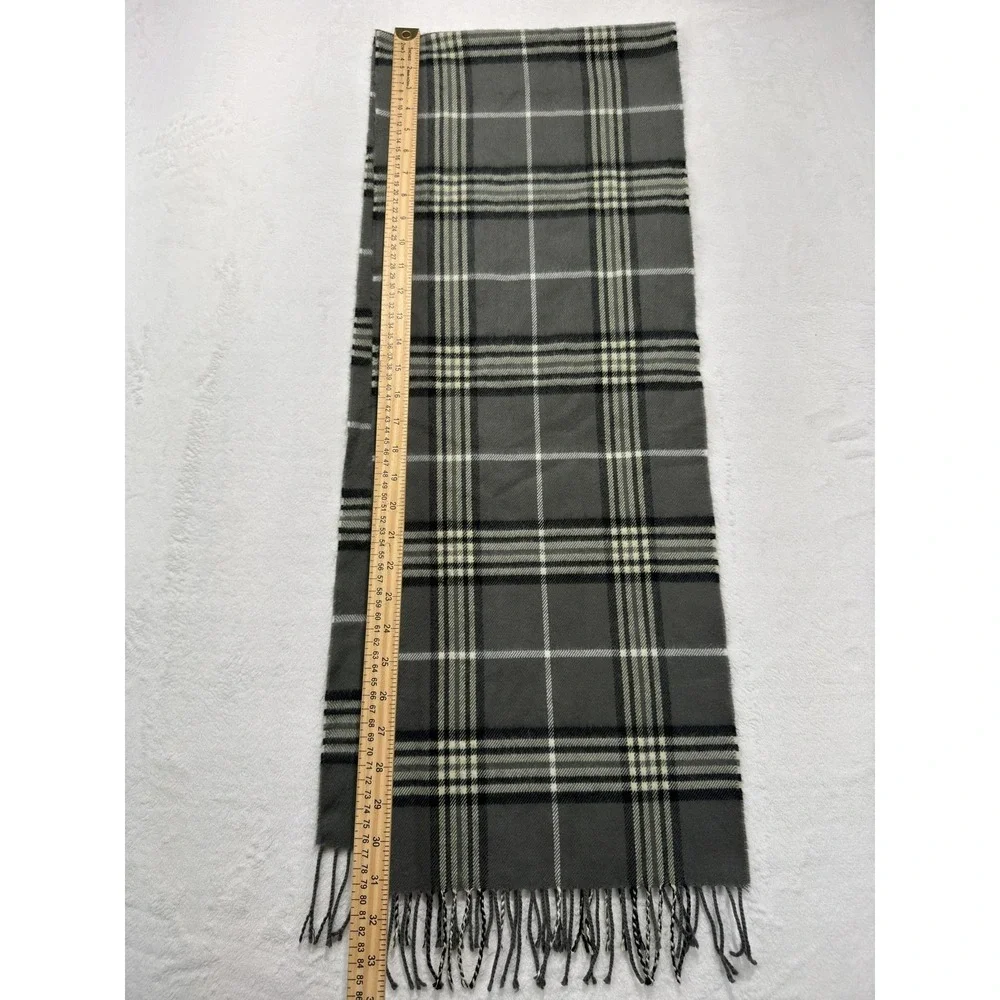 Scarf Mens One Size Gray Plaid 85% Cashmere Blend Fringe Made Scotland